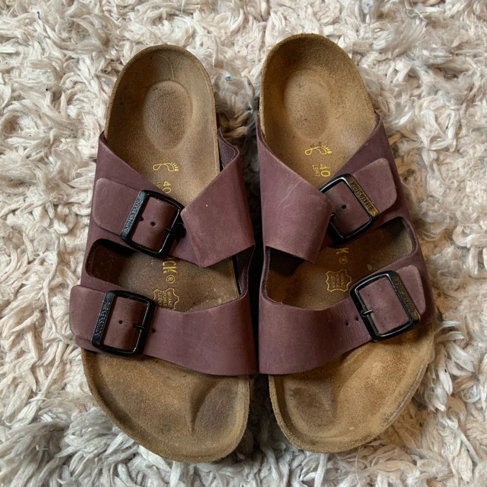 Used burgundy vintage Birkenstocks!